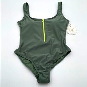 Cyn & Luca Green Sporty One Piece Swimsuit Low Back Medium‎ Coverage - Small